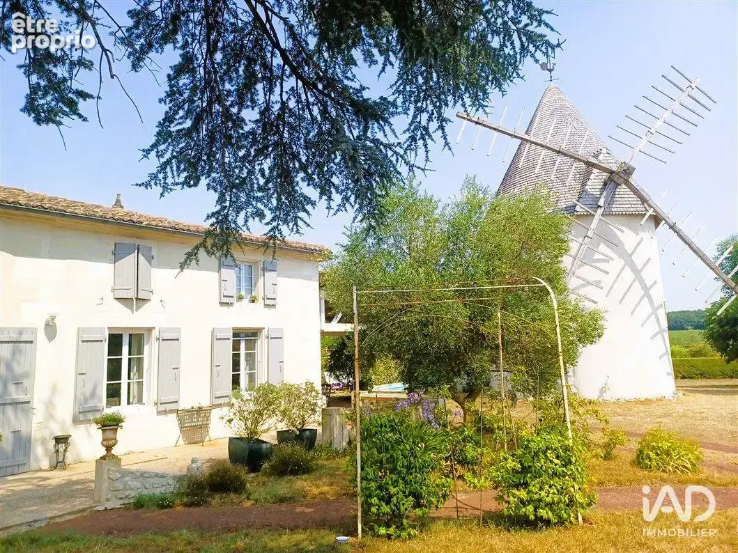 Photo 1 - Maison à ARCES
