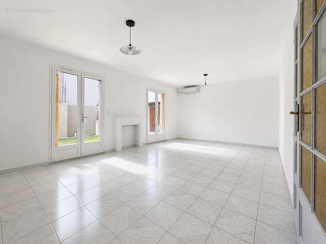 Maison à MARSEILLE-4E