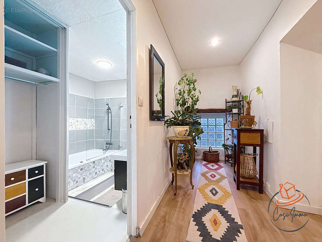 Maison à BELLEGARDE-SUR-VALSERINE