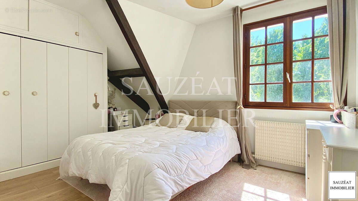 Maison à CHILLY-MAZARIN