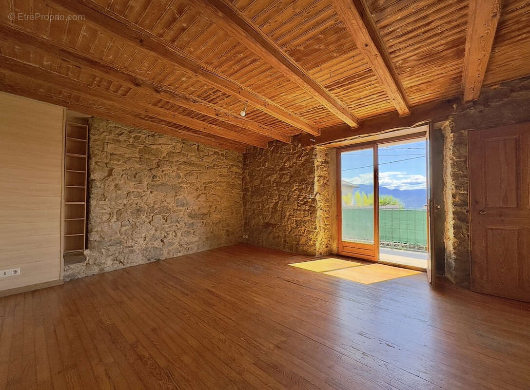 Appartement à FILLINGES