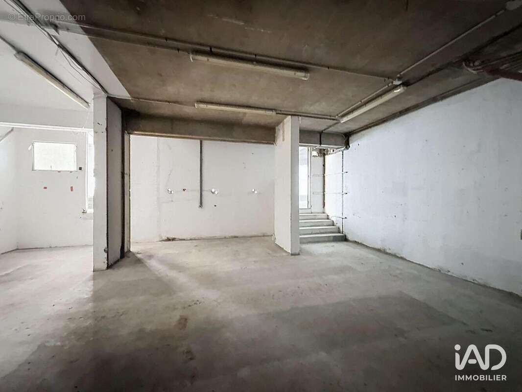 Photo 4 - Commerce à PARIS-18E