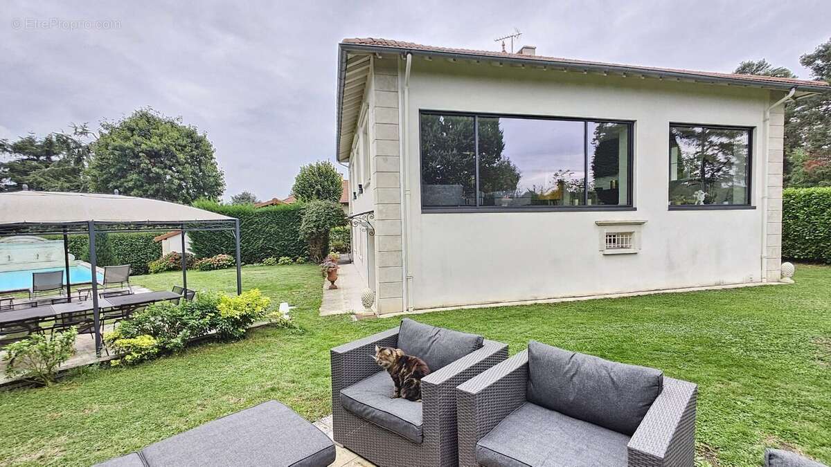 Maison à L&#039;ETRAT