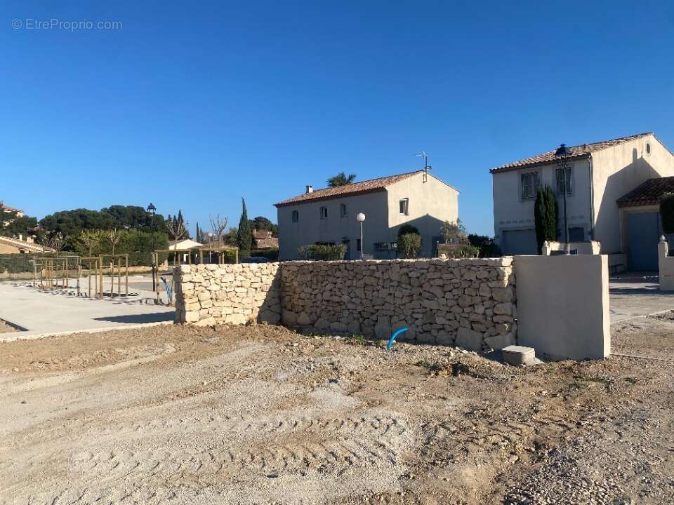 Terrain 604 m² à Bages  - photo 2