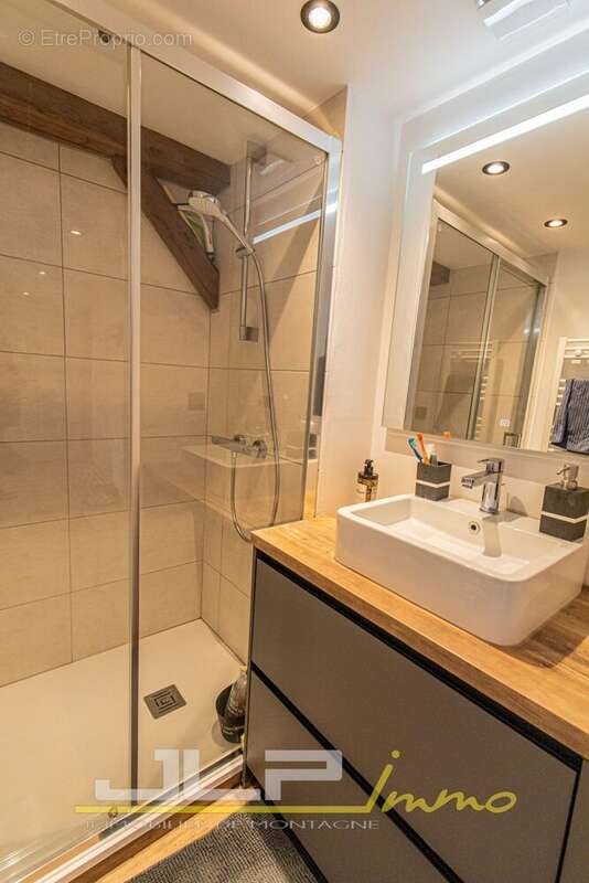 Appartement à SAINT-GERVAIS-LES-BAINS