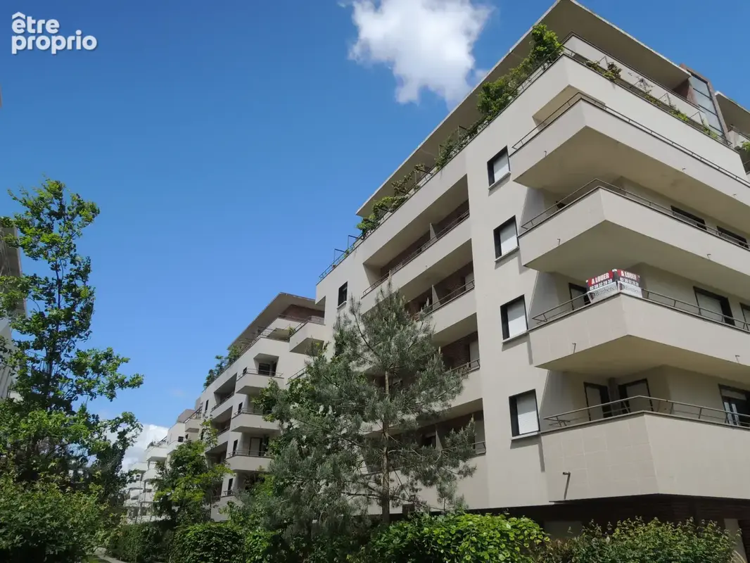ORLEANS- DUNOIS F3 de 63m2 avec Terrasses - photo 2
