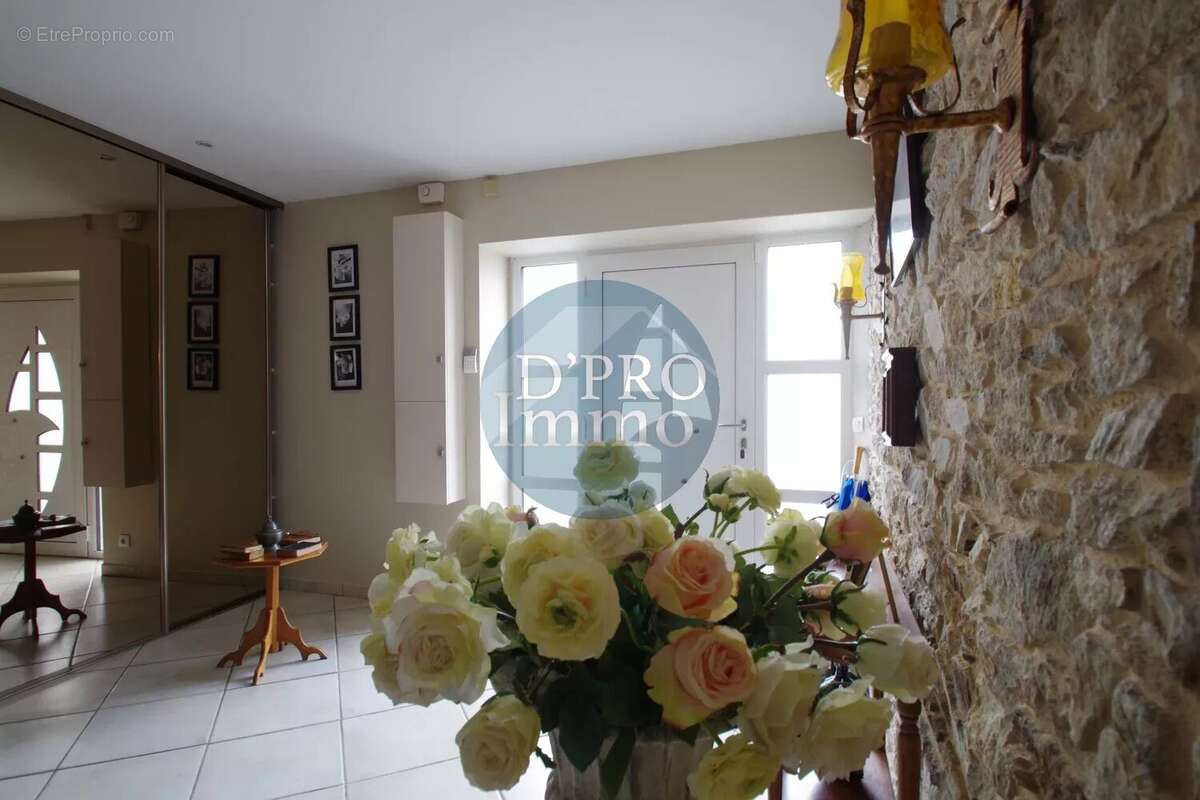 Maison à LA HAIE-FOUASSIERE