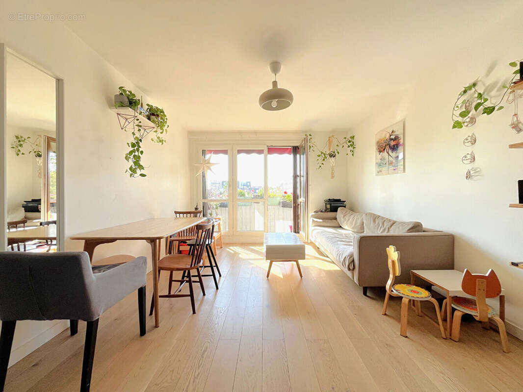 Appartement à FONTENAY-SOUS-BOIS