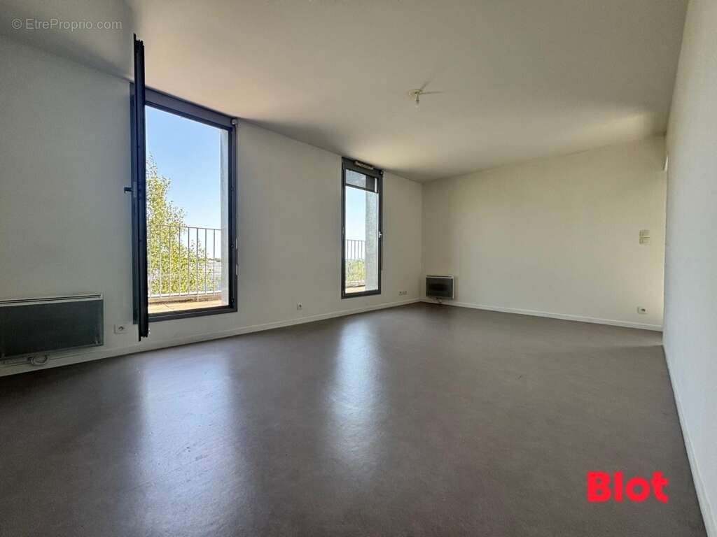 Appartement à SAINT-JACQUES-DE-LA-LANDE