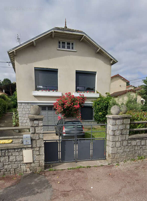 Maison à AIXE-SUR-VIENNE