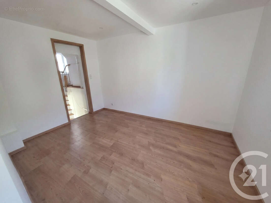 Maison 105 m² à Iverny  - photo 6