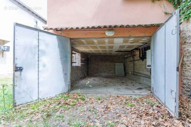 À vendre en exclusivité – Immeuble de rapport en plein cœur de PARAY LE MONIAL (71) - photo 7