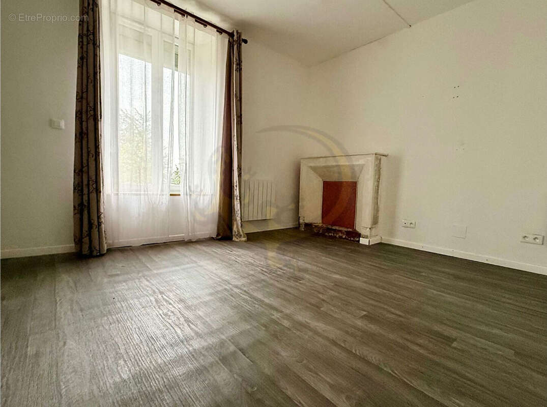 Maison à VILLERS-COTTERETS