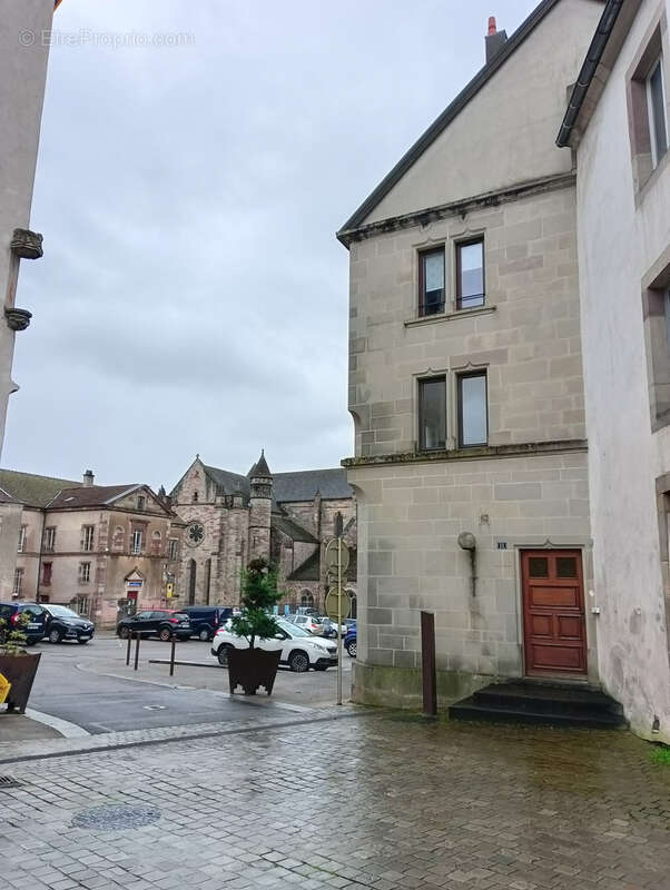 Appartement à LUXEUIL-LES-BAINS