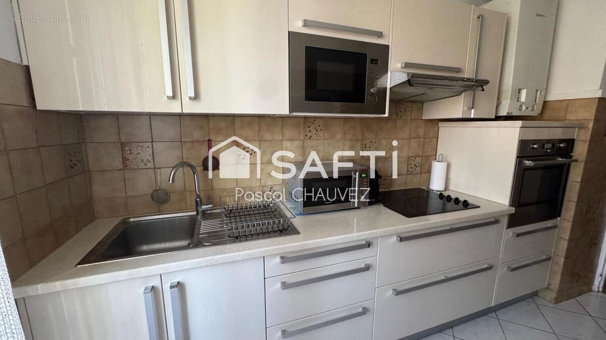 Photo 4 - Appartement à MARSEILLE-4E