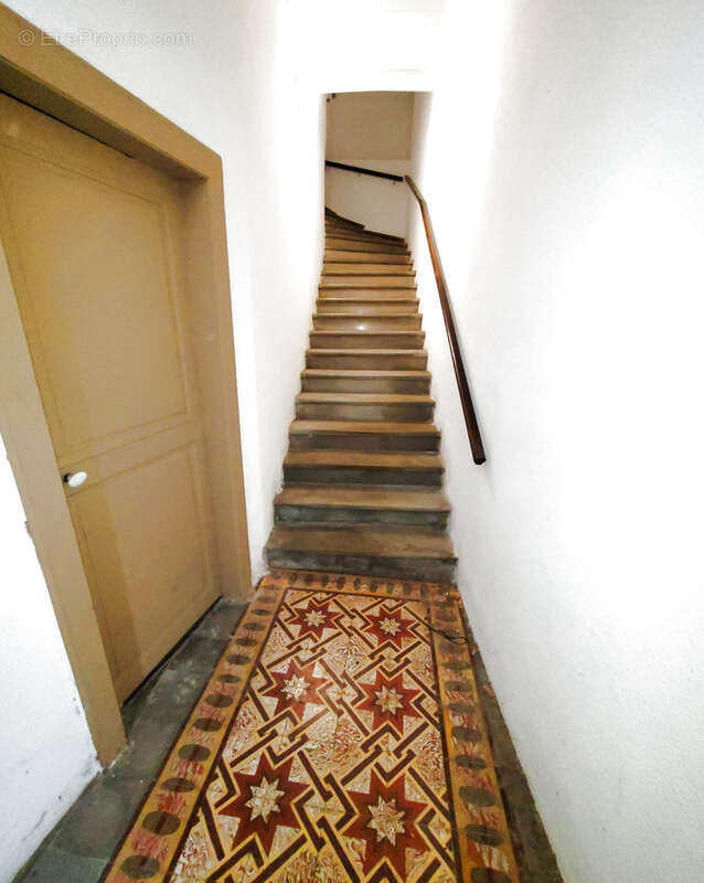 Appartement à NEBIAN