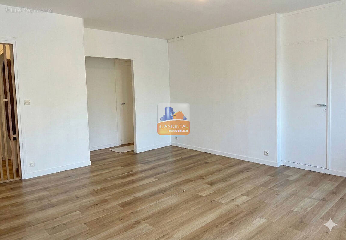 Appartement à REZE