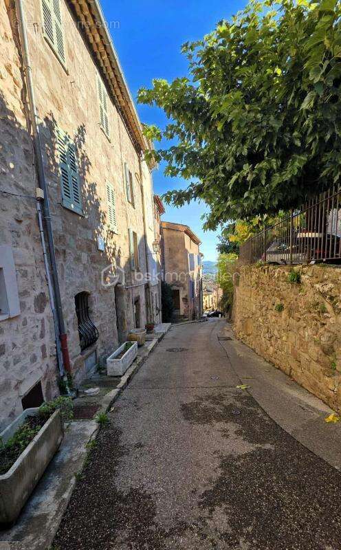 A Les Arcs (Var) - Maison de village avec jardin et garage - photo 12