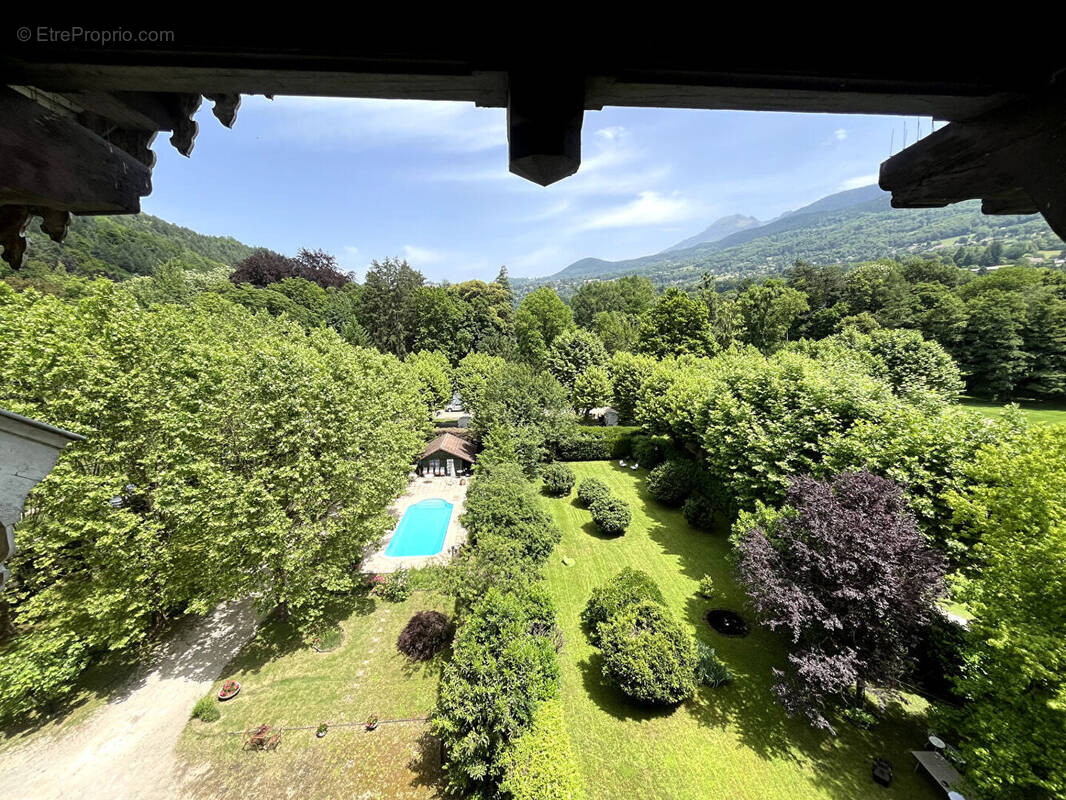 Appartement à VAULNAVEYS-LE-HAUT