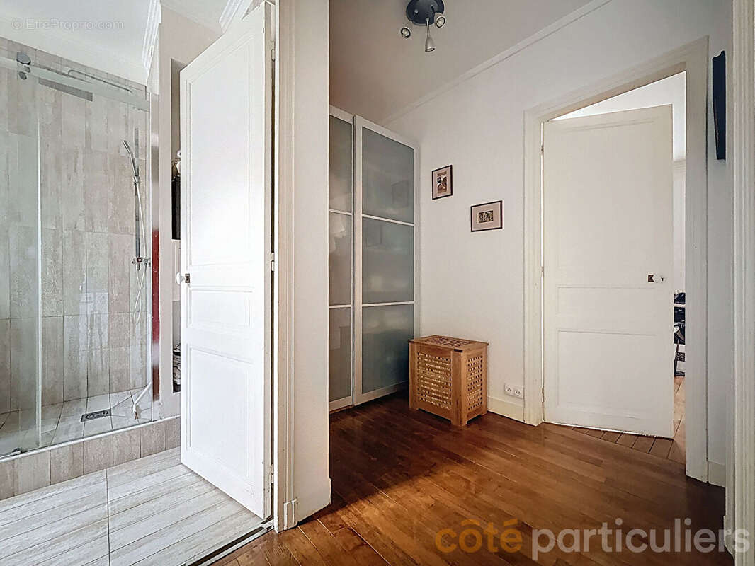 Appartement à ISSY-LES-MOULINEAUX