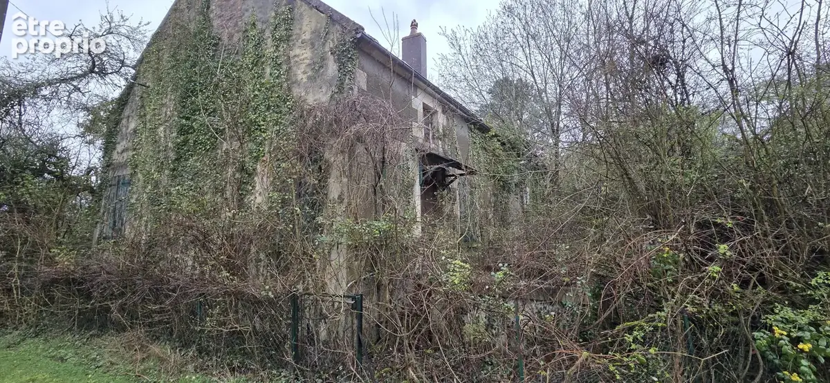 Maison à MENOU