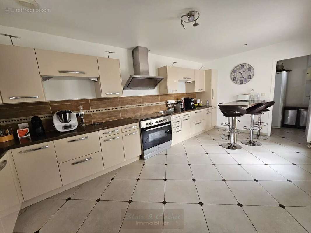 Maison à VILLEMANDEUR