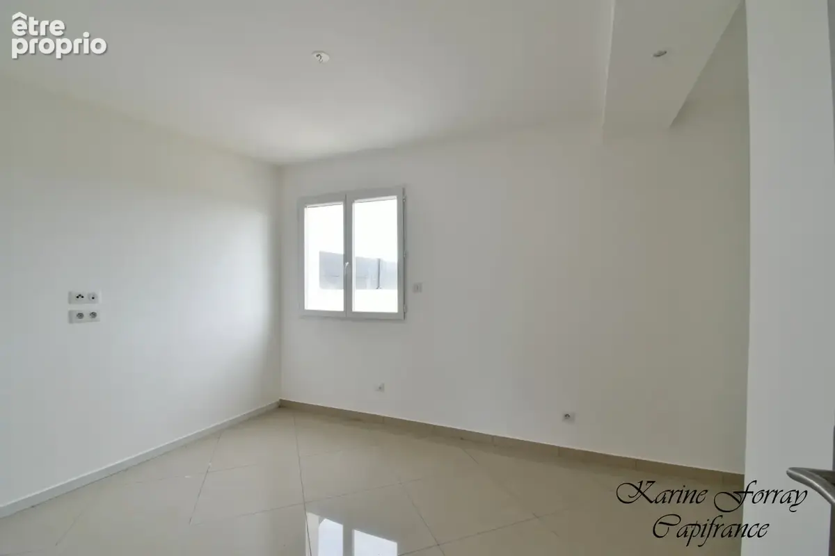 Maison de plain-pied rénovée à vendre 3 pièces ABEILHAN (34) - photo 6