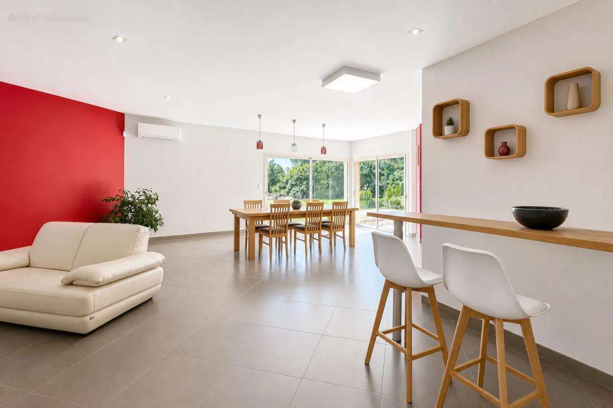 Maison de 6 pièces de 232 m² à Castelsarrasin - photo 2
