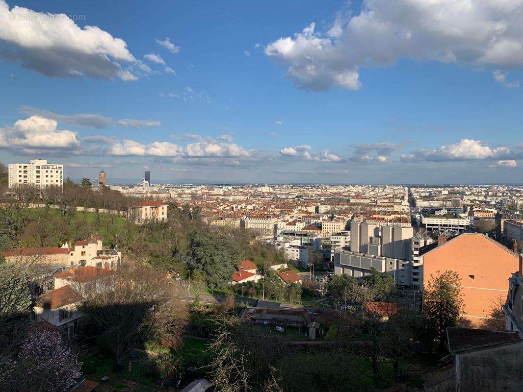 Appartement à LYON-5E