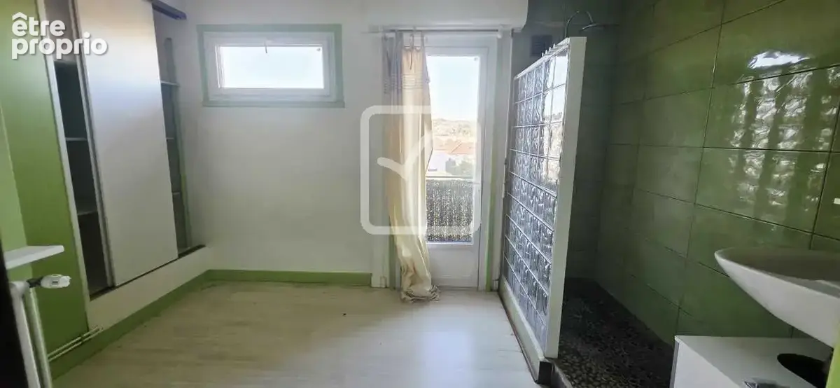 Appartement T2 traversant et lumieux - proximité lycées - photo 4