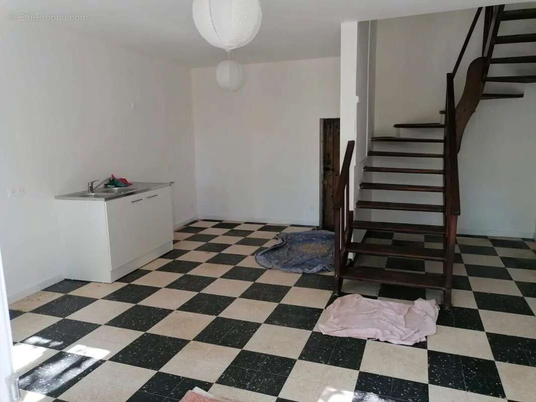 Maison à SERNHAC