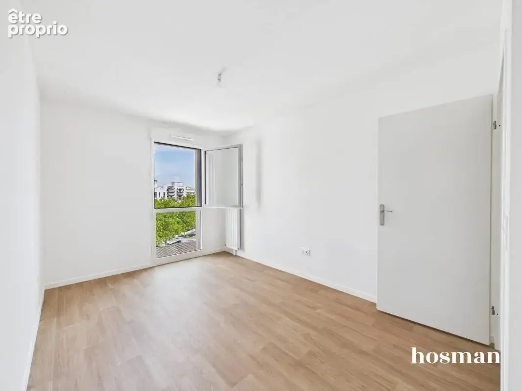 AUBERVILLIERS - Avenue de la republique - Appartement 4 pièces avec grande terrasse - photo 12