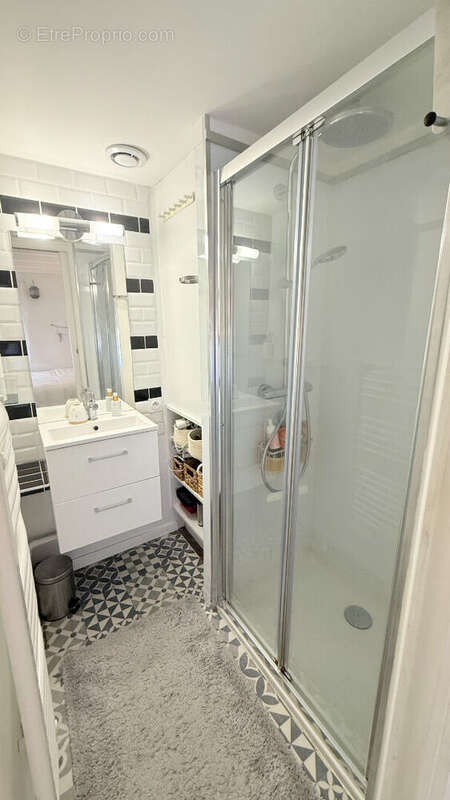 Appartement 75m² à laval - photo 8