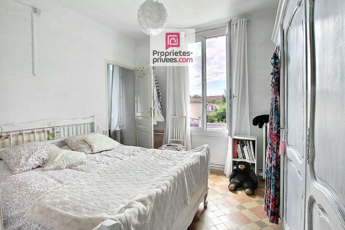 Appartement à PERTUIS