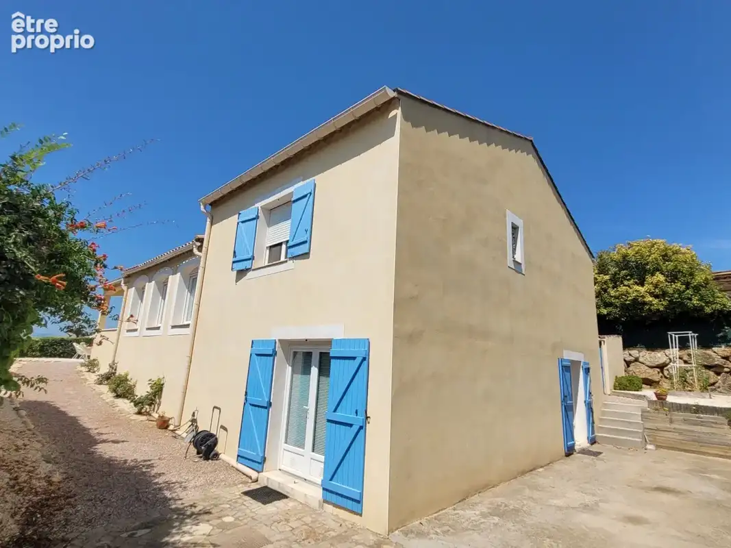 Belle villa spacieuse avec piscine et vues. - photo 3