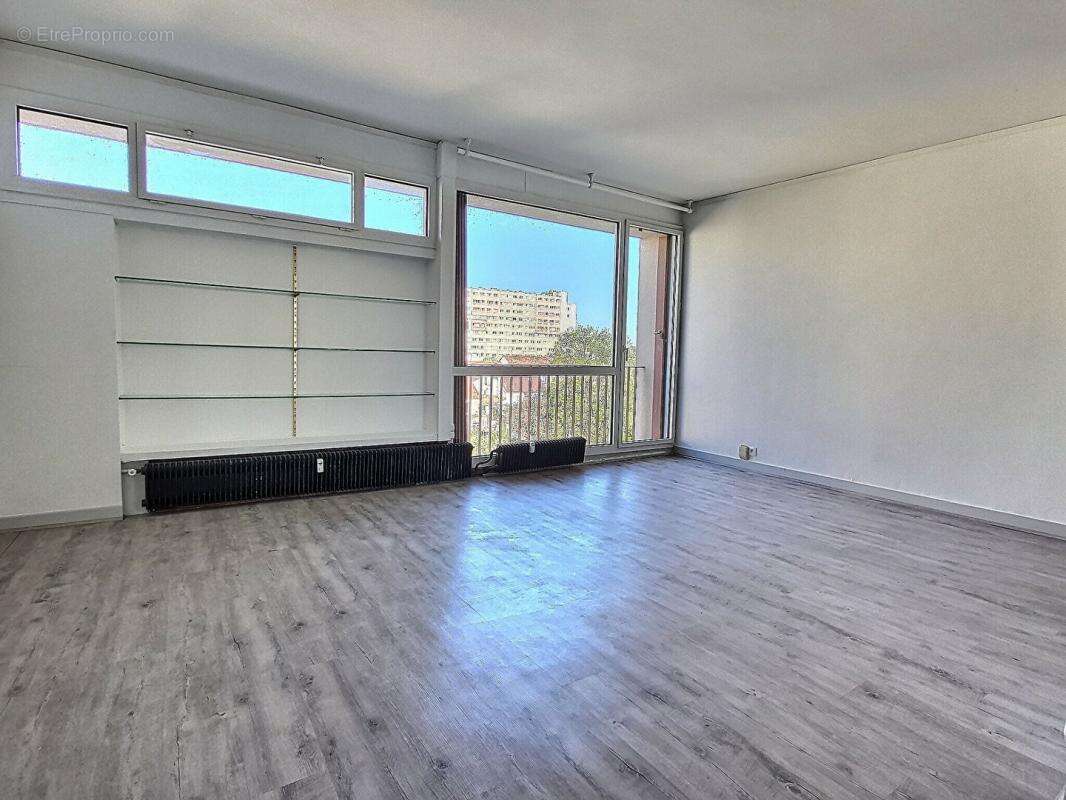 Appartement à VILLEJUIF