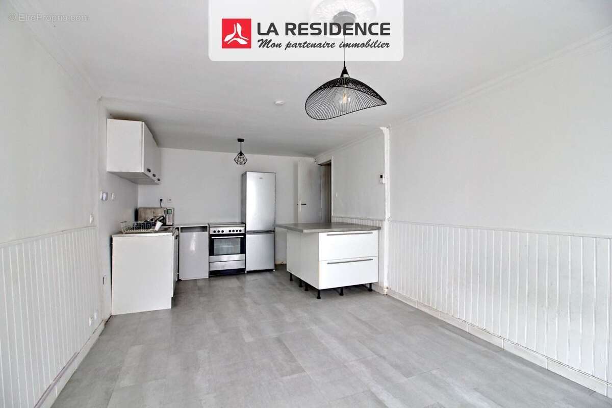 Maison à LES MUREAUX