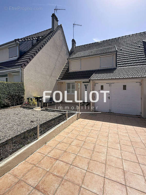 Maison 5 pièces à vendre à Saint-Lô - Quartier Est - photo 2
