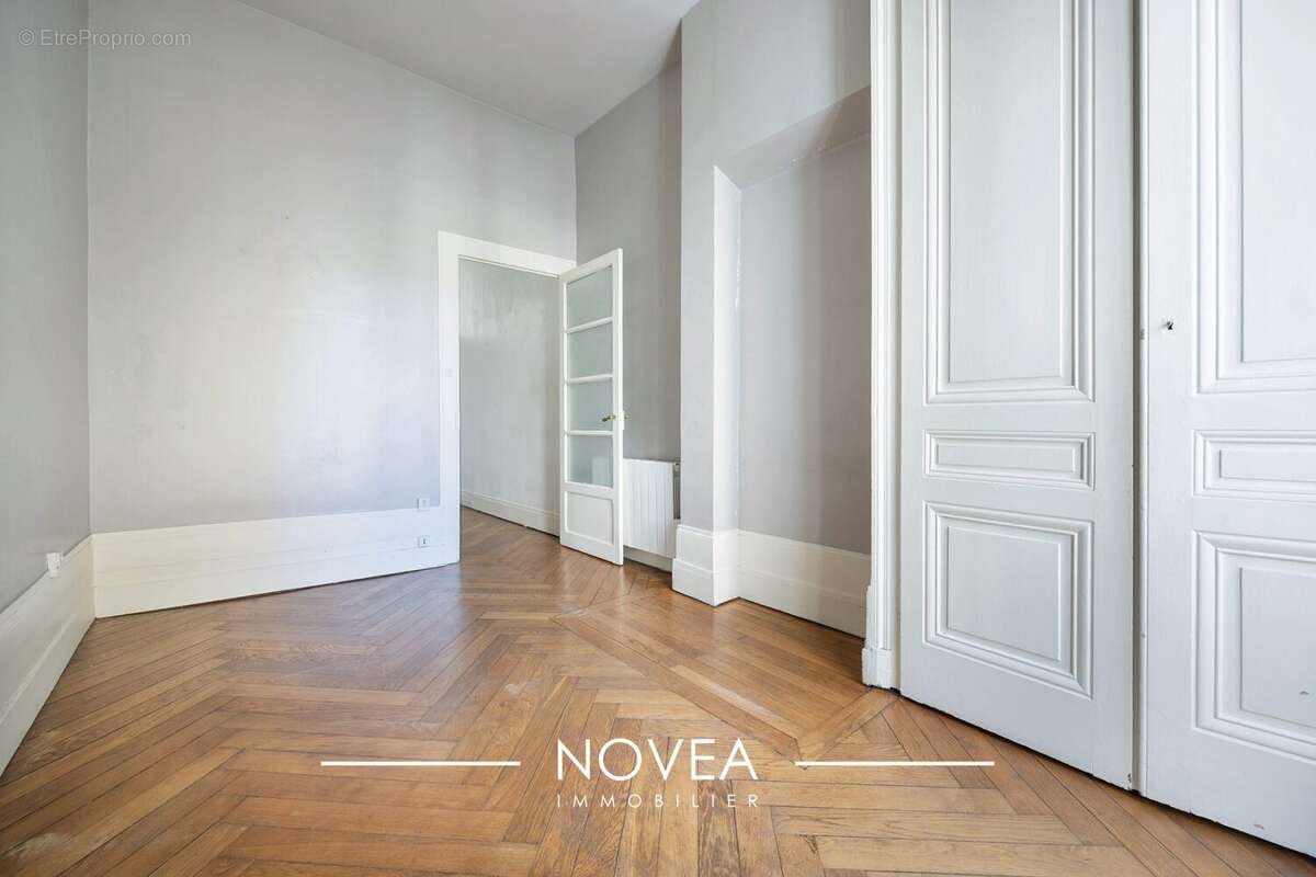 Appartement à LYON-6E