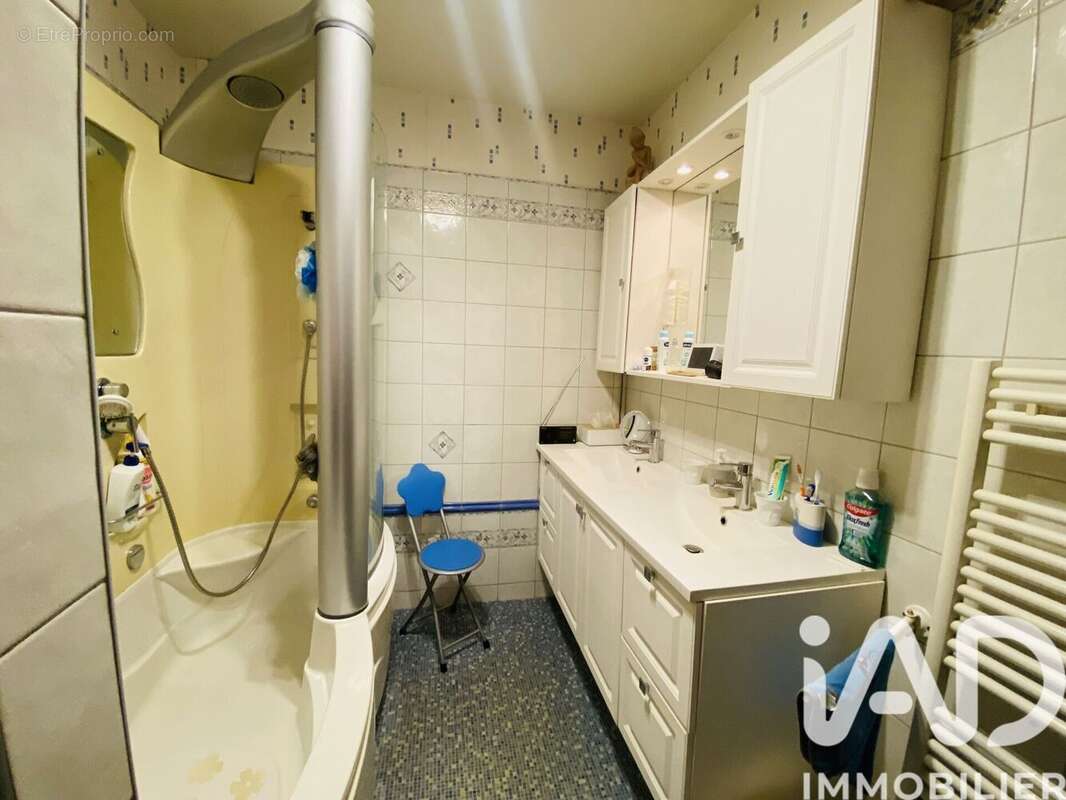 Maison 193 m² à Haudrecy  - photo 9
