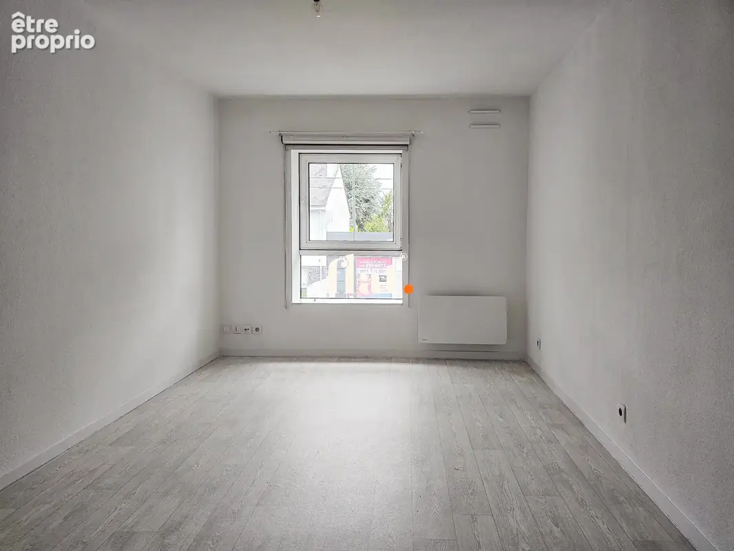 NANTES ouest - Appartement T2 - 37m2 - DPE C - aucuns travaux - 1 chambre séparée avec placard - photo 2