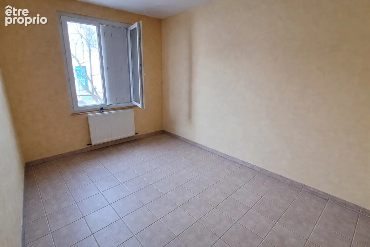 Maison de bourg à Monteaux - photo 4