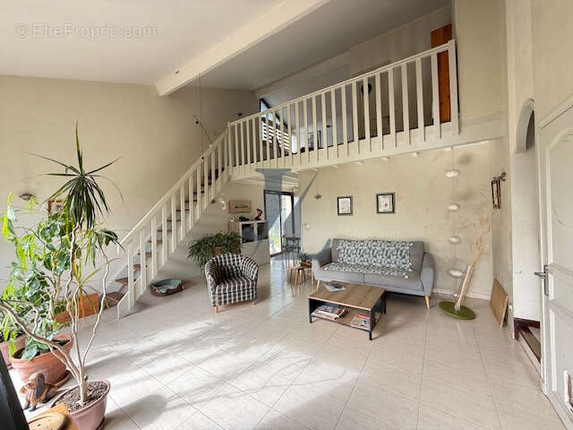 Maison à PORTES-LES-VALENCE