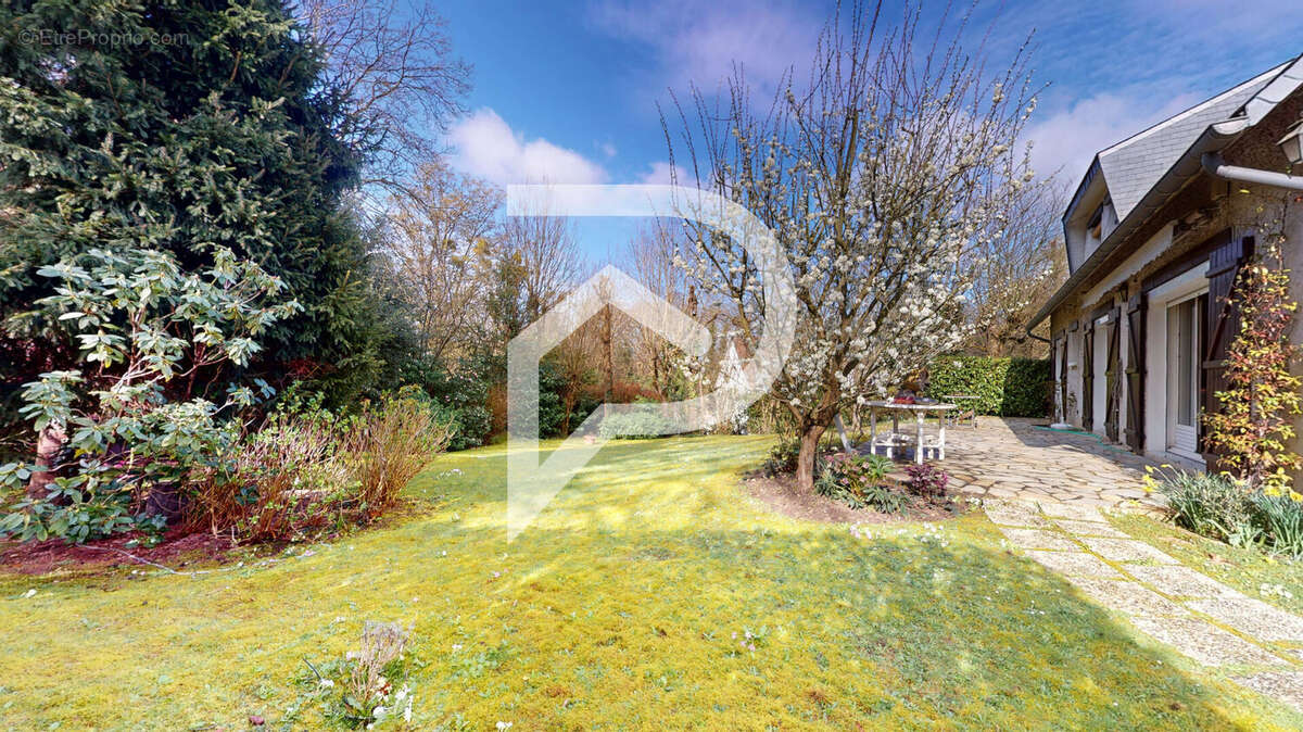 Maison à MARLY-LE-ROI