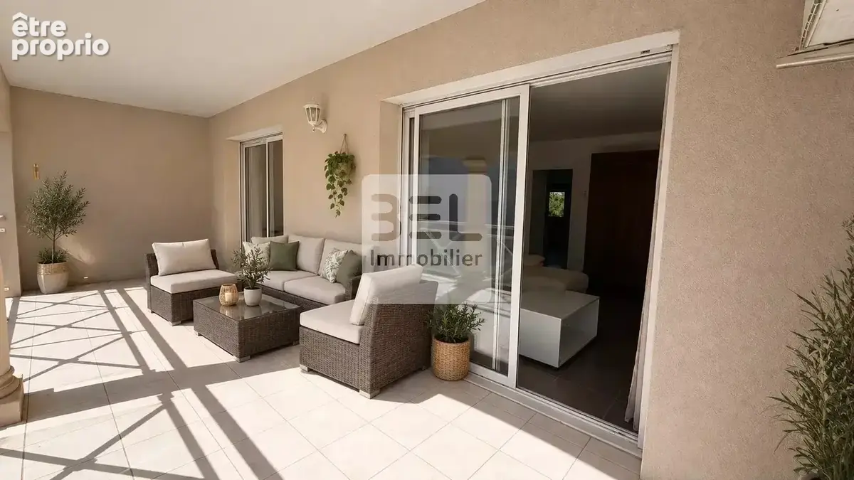Appartement à BAGNOLS-SUR-CEZE