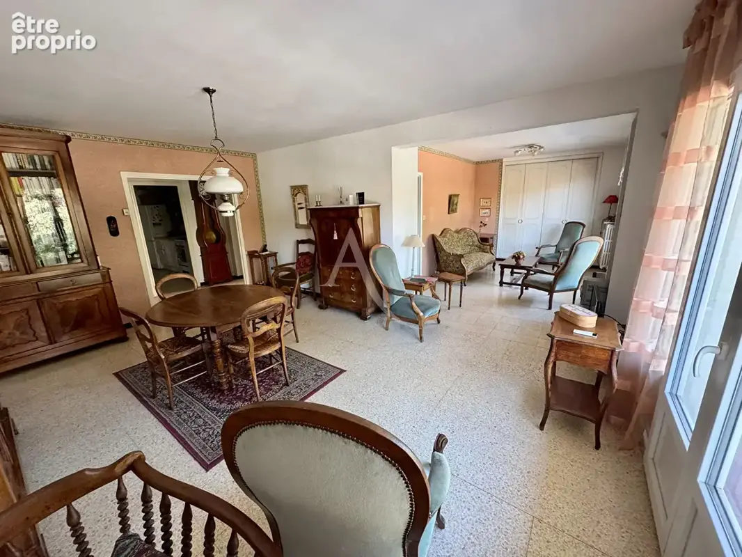 Appartement Nimes 4 pièce(s) 81.41 m2 - photo 3