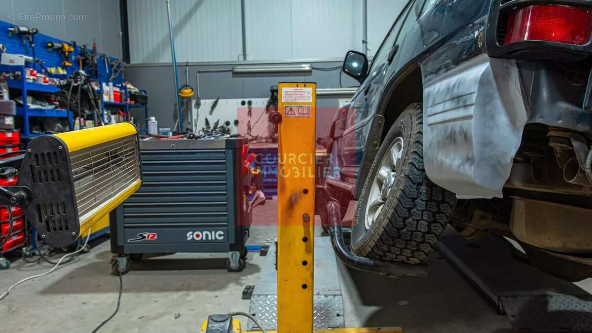 Commerce à CHATEAUFORT