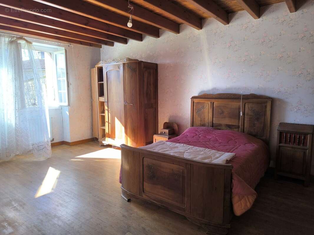 Maison à VILLEMAIN