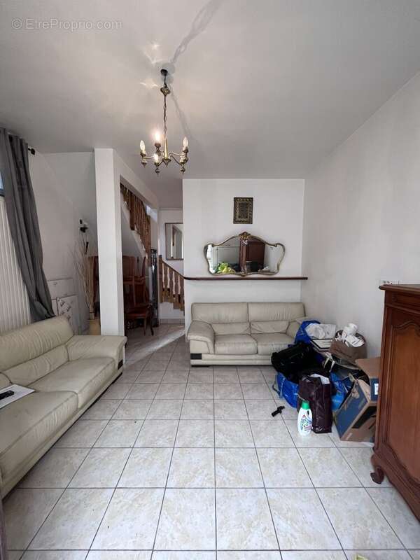 Commerce à BAGNOLET