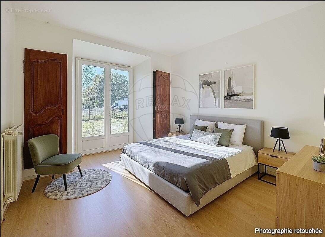 Maison à LA CALMETTE